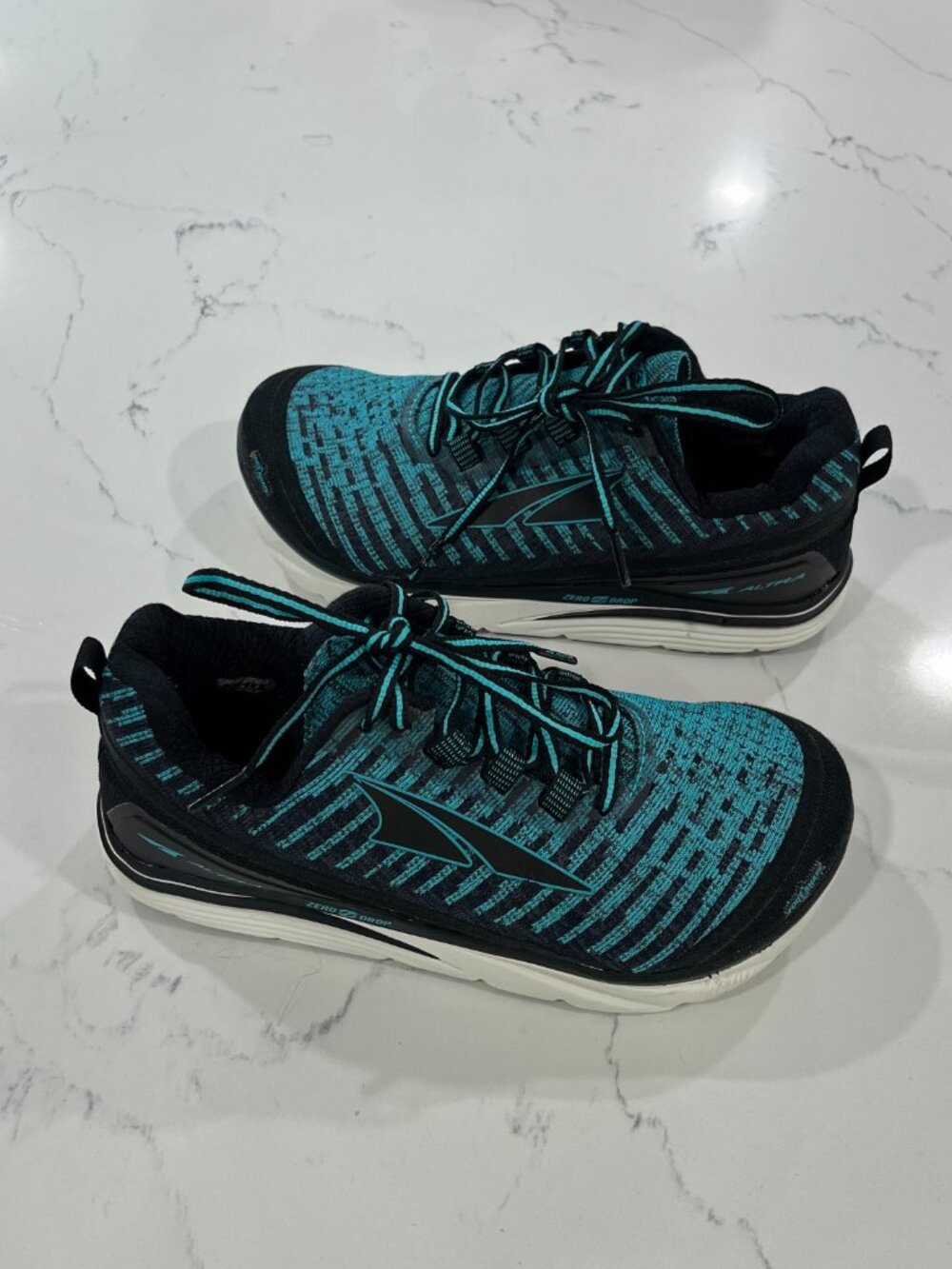 Altra Womens Torin Knit 3.5 Running Shoes Size 8 Black Blue Zero Drop